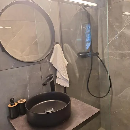 Apartment White